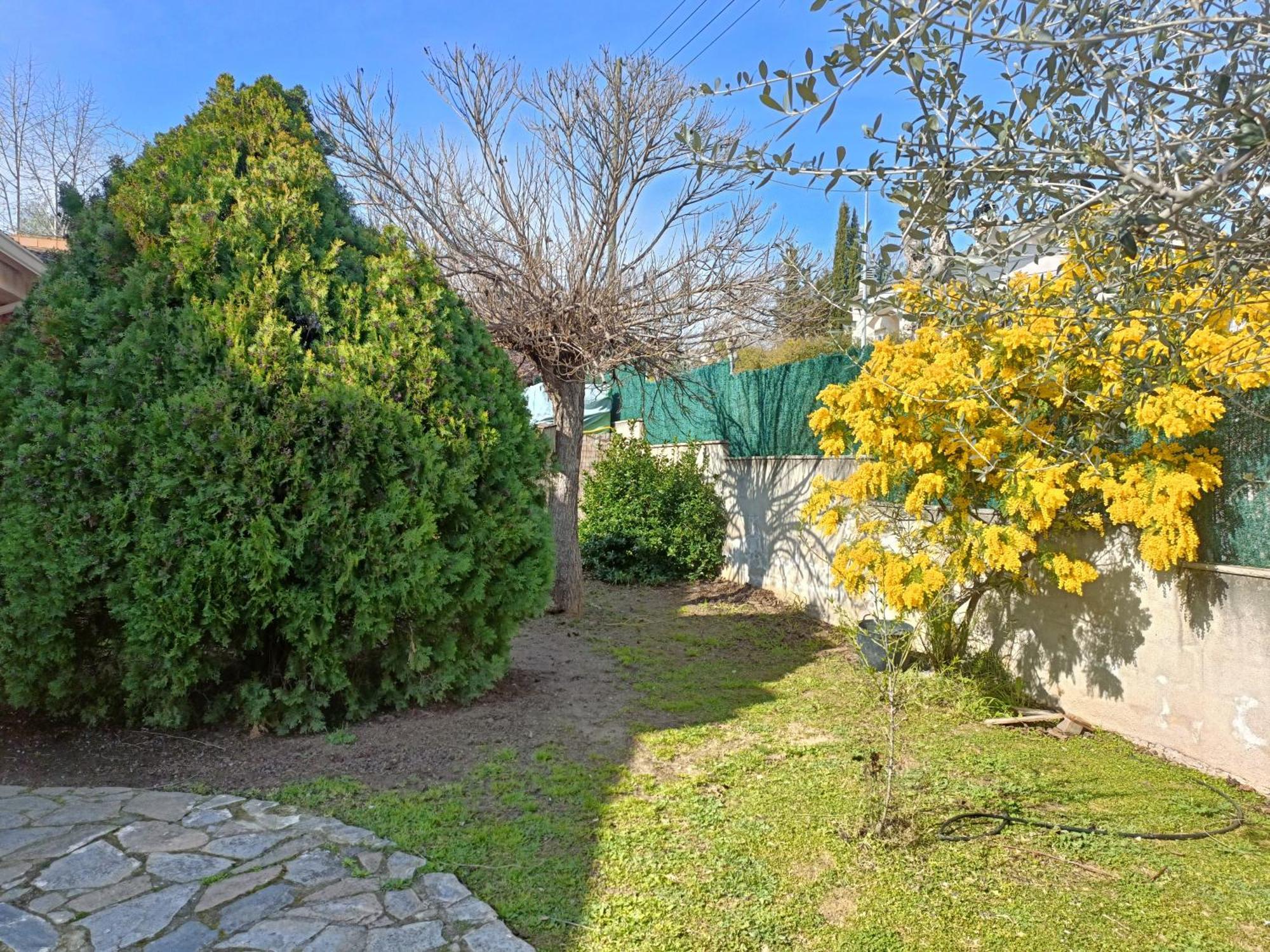 הוילה Santa Eulalia de Ronsaná Casa Con Jardin Y Piscina Privada. מראה חיצוני תמונה