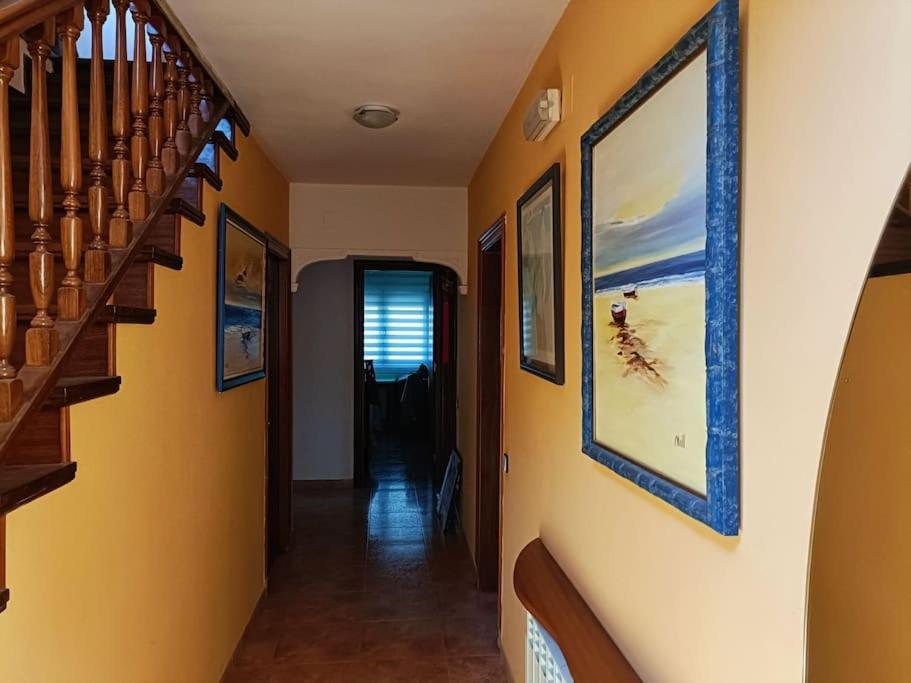 הוילה Santa Eulalia de Ronsaná Casa Con Jardin Y Piscina Privada. מראה חיצוני תמונה